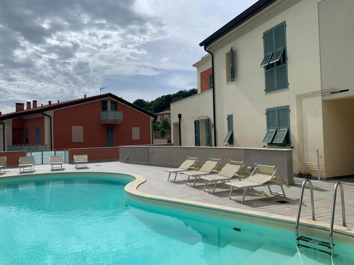 Apartment Pool House